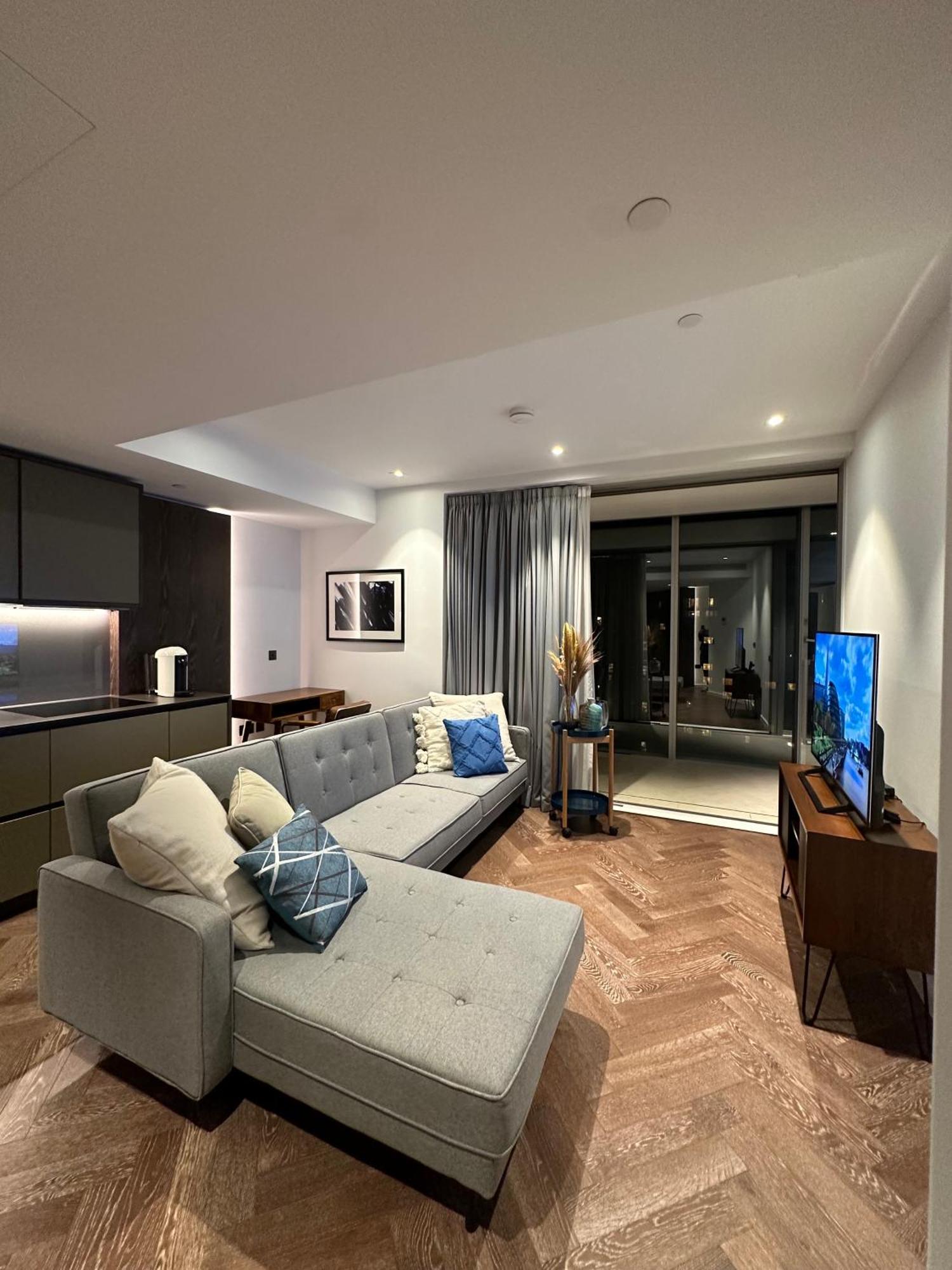 Appartamento Battersea Power Station Londra Esterno foto